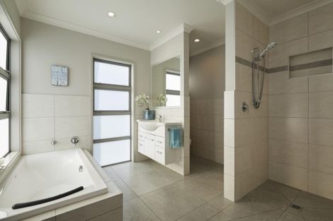 Photo of property in 36 Royal Ascot Drive, Papamoa Beach, Te Puke, 3187