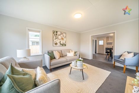 Photo of property in 37 Russell Road, Wainuiomata, Lower Hutt, 5014