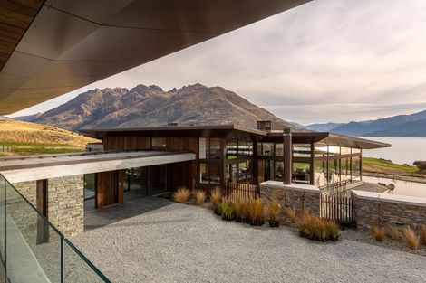 Photo of property in 7 Hidden Island Road, Jacks Point, Queenstown, 9371