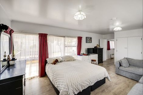 Photo of property in 301 Kennedy Road, Onekawa, Napier, 4110