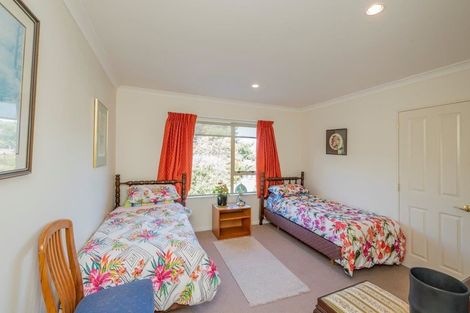 Photo of property in 39 Rutherford Drive, Waikanae Beach, Waikanae, 5036