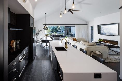 Photo of property in 42 Abbotsford Street, Whitiora, Hamilton, 3200