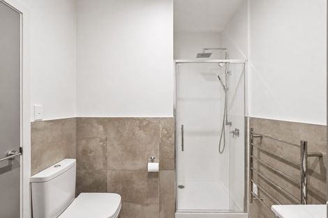 Photo of property in Wyndham Gardens Apartments, 30 Red Oaks Drive, Frankton, Queenstown, 9300