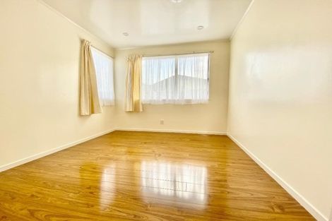 Photo of property in 41 Sharland Avenue, Manurewa, Auckland, 2102