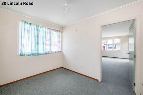 Photo of property in 30 Lincoln Road, Henderson, Auckland, 0610