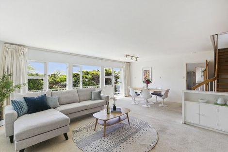 Photo of property in 67 Wadestown Road, Wadestown, Wellington, 6012