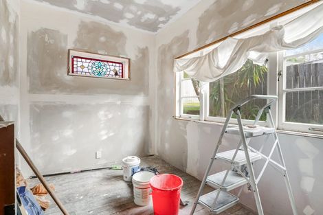 Photo of property in 24 Jean Place, Stanmore Bay, Whangaparaoa, 0932