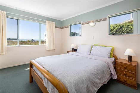 Photo of property in 64 Rarangi Beach Road, Rarangi, Blenheim, 7273