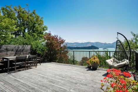 Photo of property in 45 Andersons Road, Charteris Bay, Governors Bay, 8971