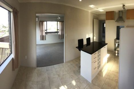 Photo of property in 29a Stanmore Bay Road, Stanmore Bay, Whangaparaoa, 0932