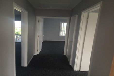 Photo of property in 2/3 Luke Street, Otahuhu, Auckland, 1062