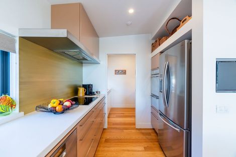 Photo of property in 142 Lake Crescent, Hamilton Lake, Hamilton, 3204