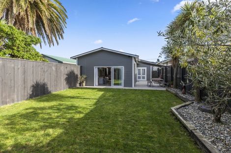 Photo of property in 18 Bolton Street, Petone, Lower Hutt, 5012