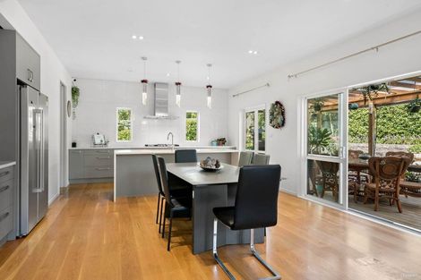 Photo of property in 309a Lake Road, Hauraki, Auckland, 0622