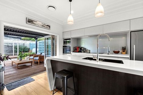 Photo of property in 484 River Road, Fairfield, Hamilton, 3214