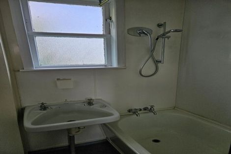 Photo of property in 6 Freyberg Terrace, Waipukurau, 4200