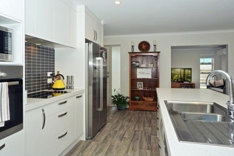 Photo of property in 12b Barrow Place, Te Puke, 3119