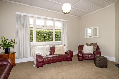 Photo of property in 90 Lyndhurst Street, Takaro, Palmerston North, 4412