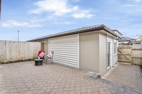 Photo of property in 115 Baverstock Road, Flat Bush, Auckland, 2016