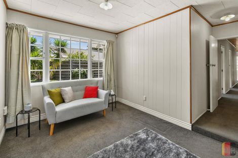 Photo of property in 320 Weymouth Road, Weymouth, Auckland, 2103