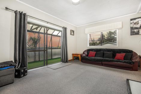 Photo of property in 10 Grierson Place, Pukekohe, 2120