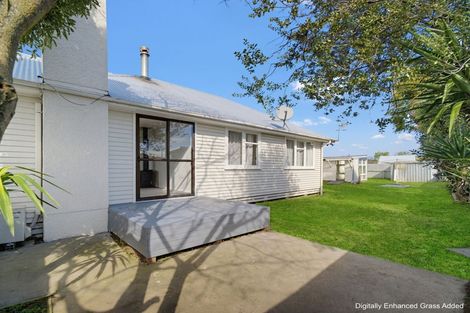 Photo of property in 18 Wyatt Avenue, Onekawa, Napier, 4110