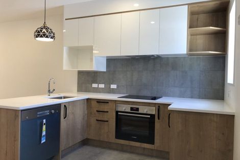 Photo of property in 30/9 Schnapper Rock Road, Greenhithe, Auckland, 0632