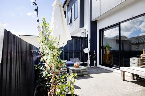 Photo of property in 10 Alexander Willis Crescent, Hobsonville, Auckland, 0616