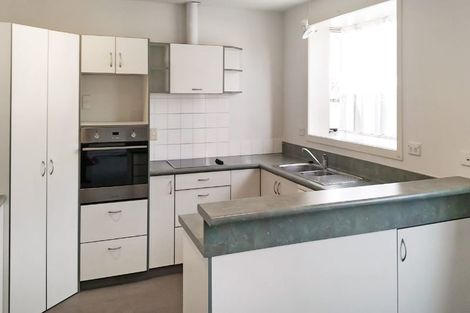 Photo of property in 2/17 Fairfield Avenue, Addington, Christchurch, 8024