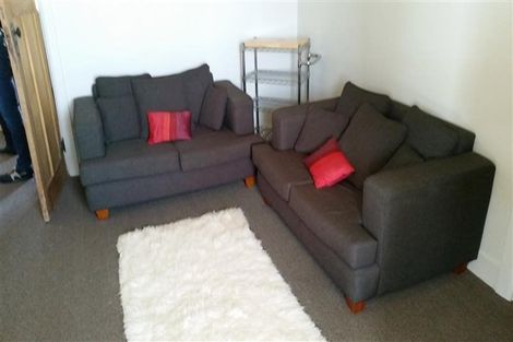 Photo of property in Devonport Apartments, 45/127 Saint Aubyn Street, New Plymouth, 4310