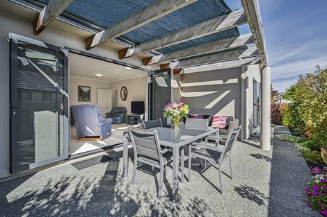 Photo of property in 4a Lindsay Street, Havelock North, 4130