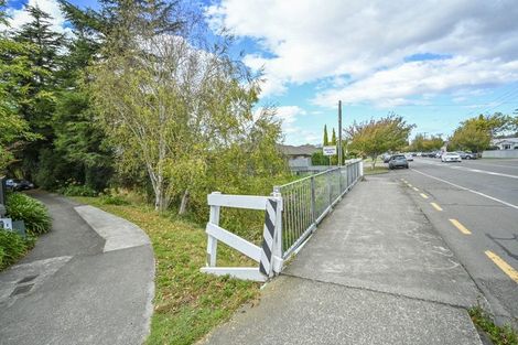 Photo of property in 2/34 Te Aute Road, Havelock North, 4130