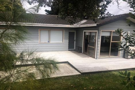 Photo of property in 34 Kelman Road, Kelston, Auckland, 0602