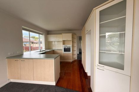 Photo of property in 19 Anne Road, Hillcrest, Auckland, 0627