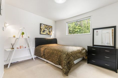 Photo of property in 20 Pacific Parade, Army Bay, Whangaparaoa, 0930