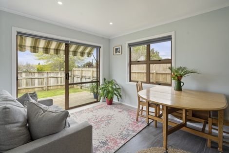 Photo of property in 394 Mangorei Road, Merrilands, New Plymouth, 4312