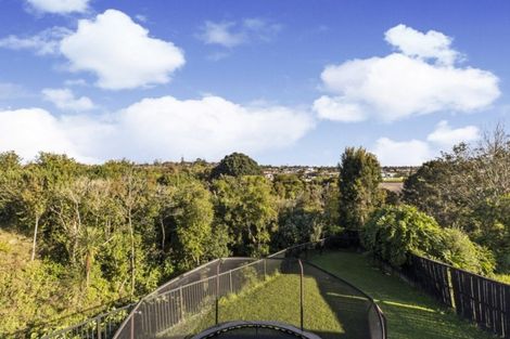 Photo of property in 24 Venus Place, Half Moon Bay, Auckland, 2012