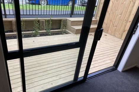 Photo of property in 2/14 Ruakiwi Road, Hamilton Lake, Hamilton, 3204