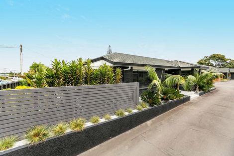 Photo of property in 24 Sackville Street, Fitzroy, New Plymouth, 4312