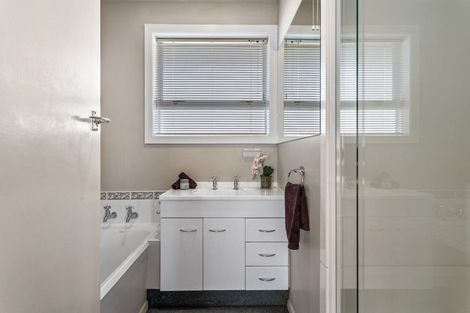 Photo of property in 9 Colesbury Street, Bishopdale, Christchurch, 8053