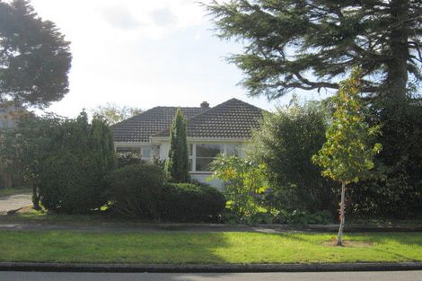 Photo of property in 120 Maidstone Road, Ilam, Christchurch, 8041