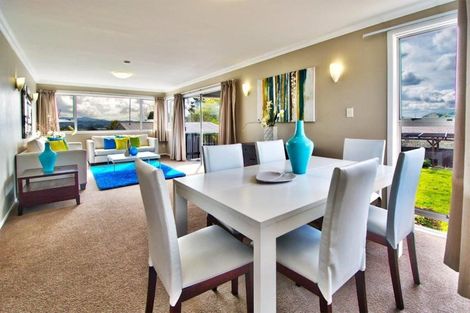 Photo of property in 4204a Great North Road, Glendene, Auckland, 0602