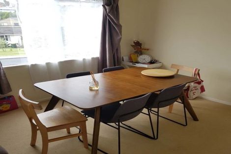 Photo of property in 1/22 Becroft Drive, Forrest Hill, Auckland, 0620