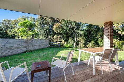 Photo of property in 30 Kawariki Road, Helensville, 0800