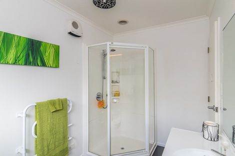 Photo of property in 92 Weggery Drive, Waikanae Beach, Waikanae, 5036