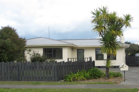Photo of property in 38 Downing Avenue, Pirimai, Napier, 4112