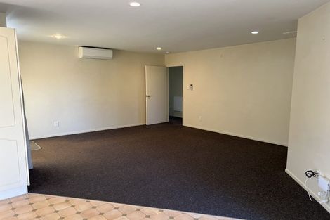 Photo of property in 8 Oldham Place, Darfield, 7510