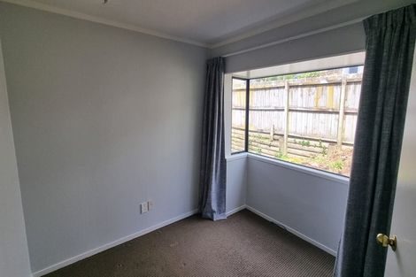 Photo of property in 52 Vintage Drive, Henderson, Auckland, 0612