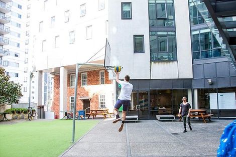 Photo of property in Mount St Apartments, 4a/8 Mount Street, Auckland Central, Auckland, 1010