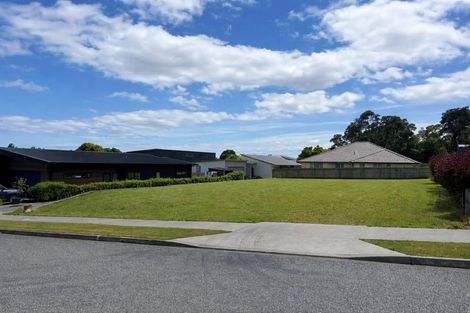 Photo of property in 4 Karearea Avenue, Waikanae, 5036